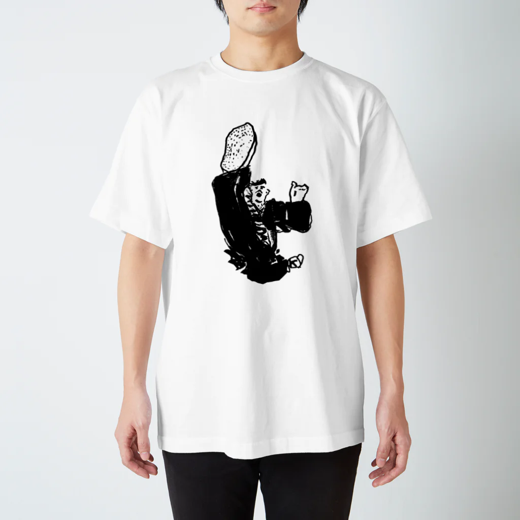 三遊亭小とりの稽古中立ち上がる Regular Fit T-Shirt