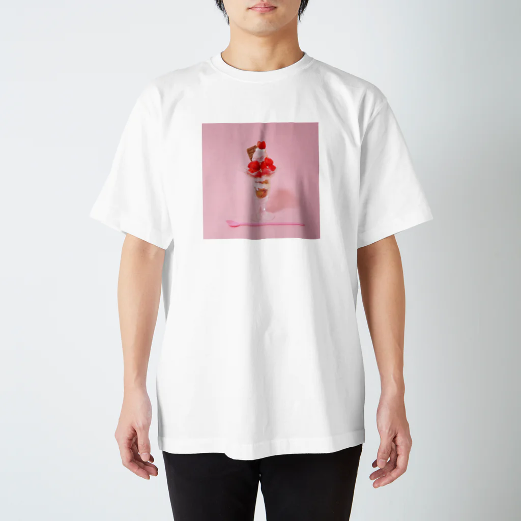 yumipsonsのいちごパフェなアイテム Regular Fit T-Shirt