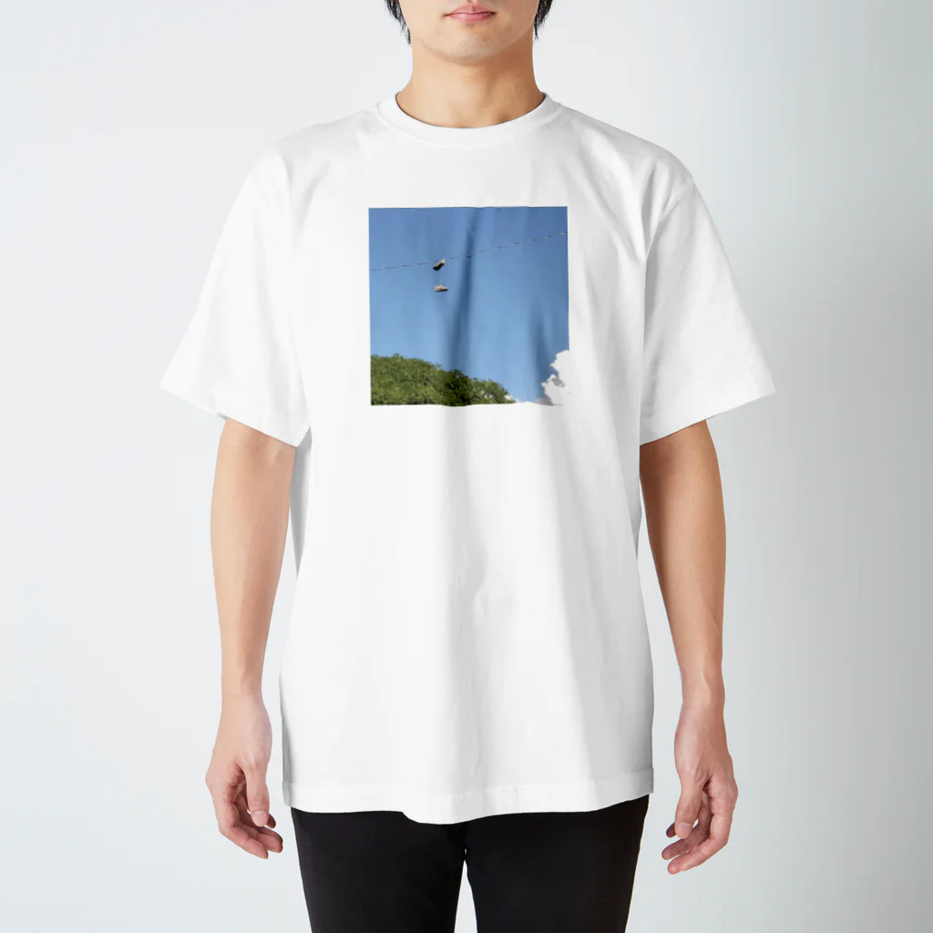 ひそかのおみせやさんのマフィアのアジト Regular Fit T-Shirt