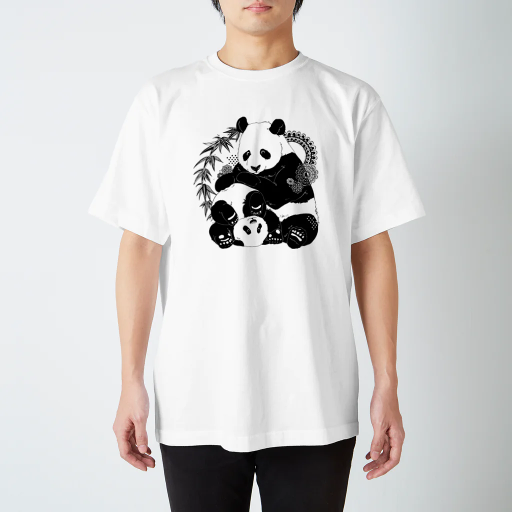 Happy HappyのPANDA Regular Fit T-Shirt