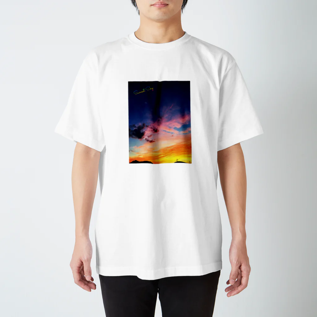 fechi47clubの夕焼け空 Regular Fit T-Shirt