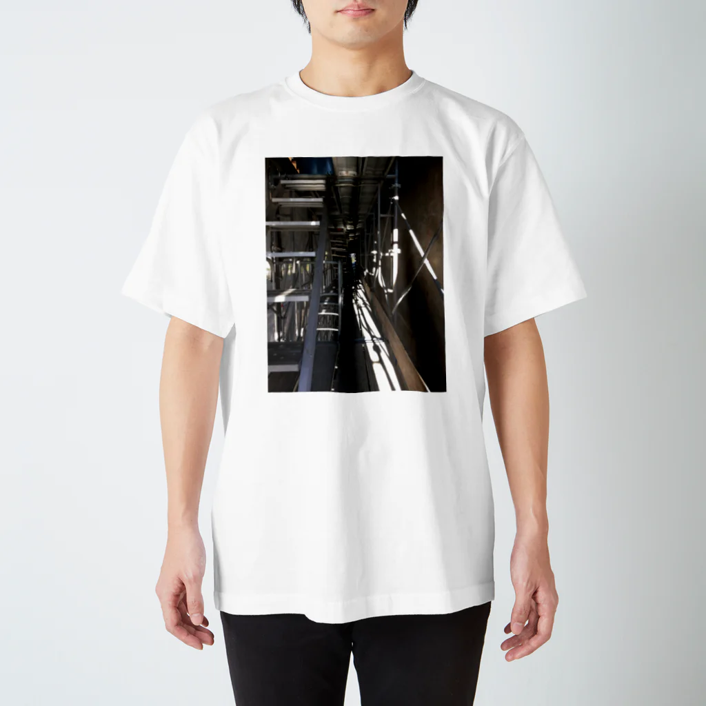 HIP HOP ネタ　映画ネタの足場 スタンダードTシャツ