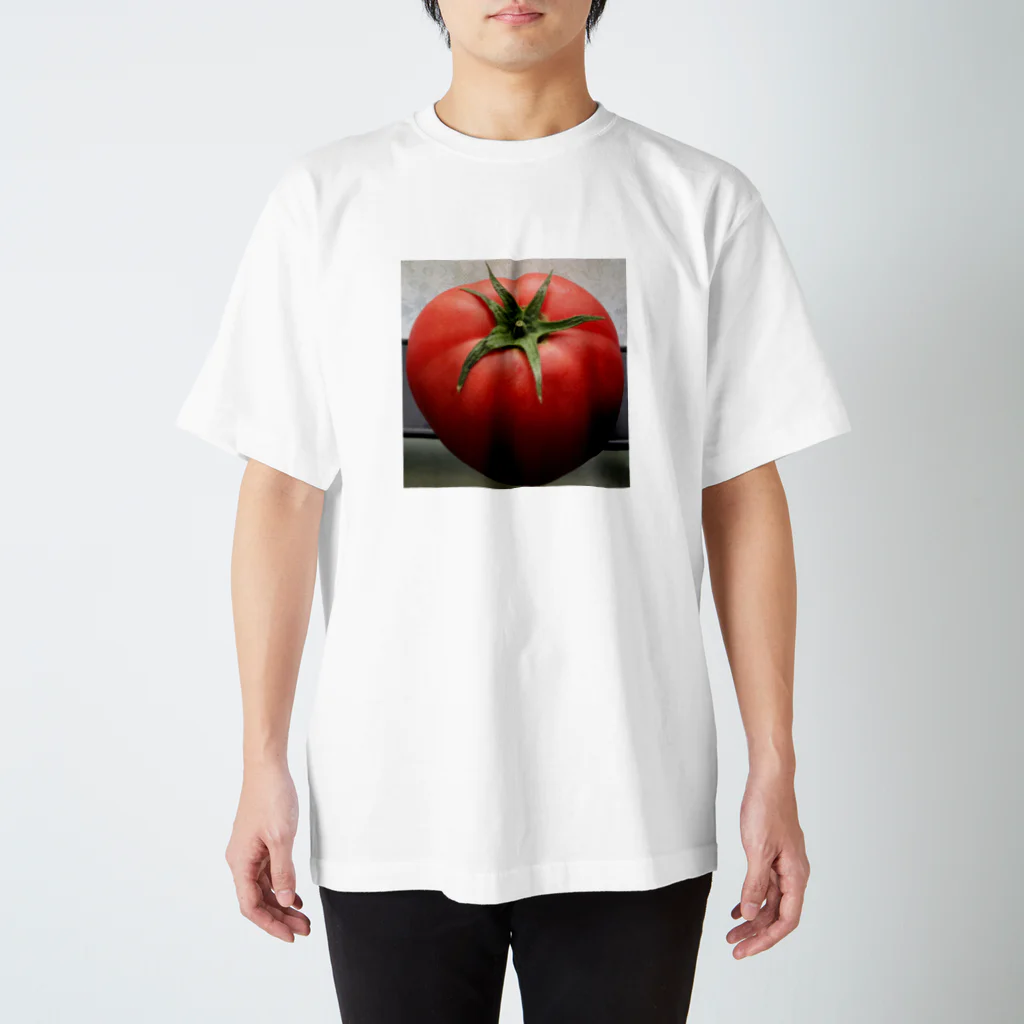 うさぎのお店.のトマト スタンダードTシャツ