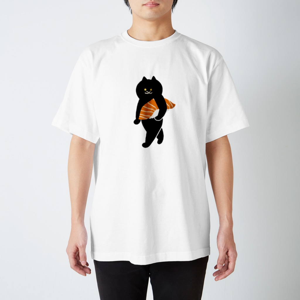SUIMINグッズのお店の【大】サーモンの握り寿司をかっこよく運ぶねこ Regular Fit T-Shirt