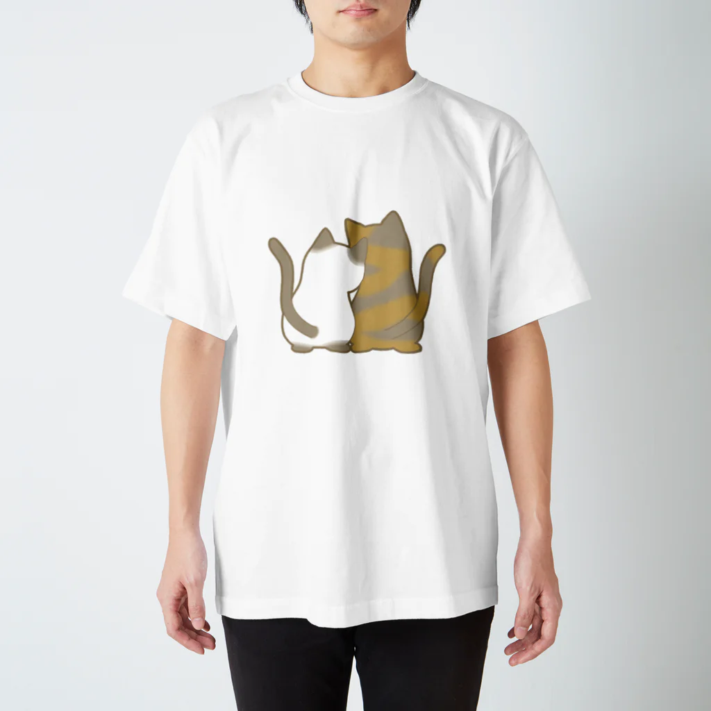 かわいいもののおみせ　いそぎんちゃくの仲良し猫の背中　ポインテッド&サビ スタンダードTシャツ