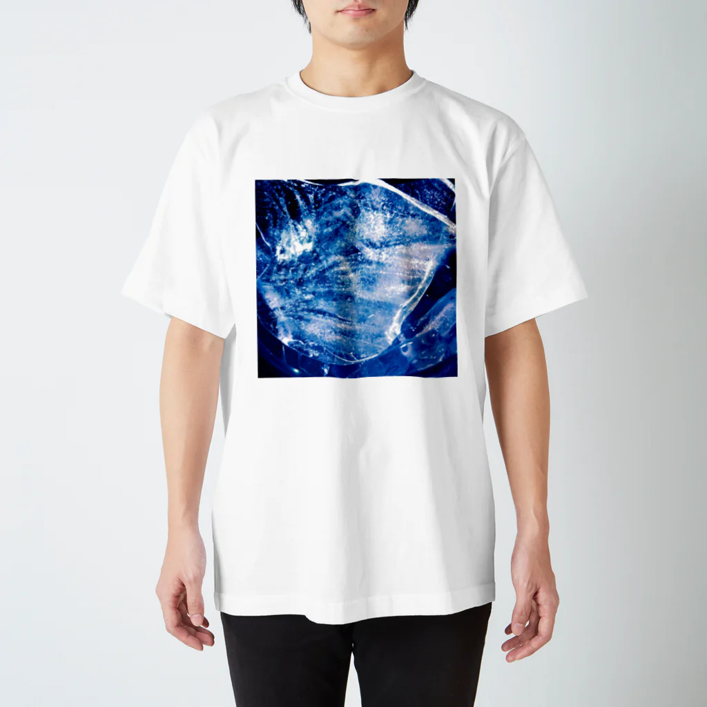 みそしるの青い氷 Regular Fit T-Shirt