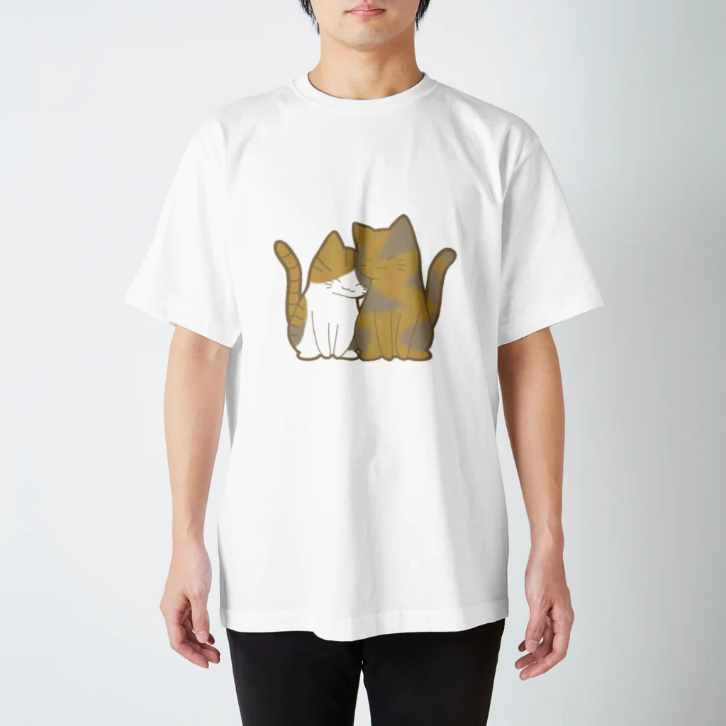 かわいいもののおみせ　いそぎんちゃくの表裏印刷　仲良し猫　縞三毛&サビ Regular Fit T-Shirt