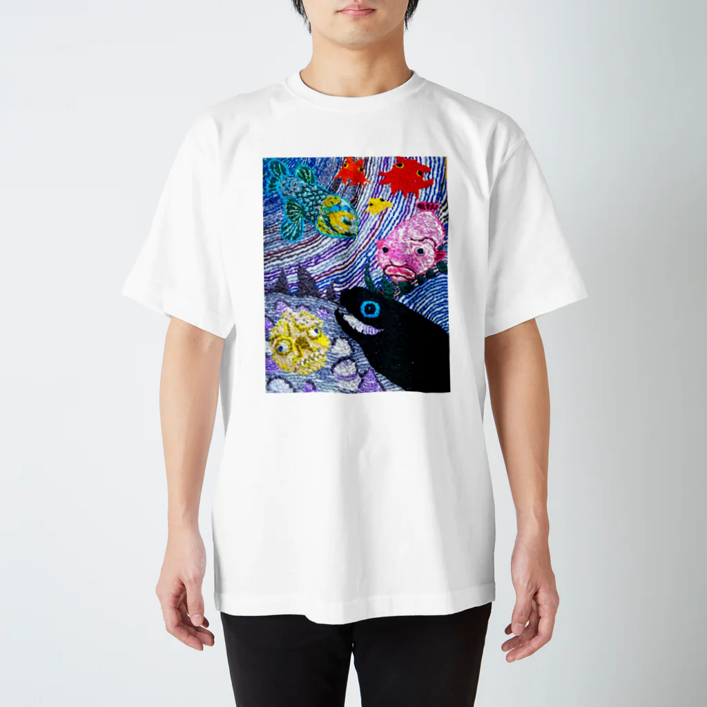 suzuejyaの深海のお友達ん スタンダードTシャツ