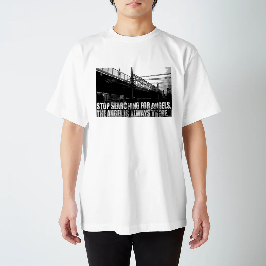 Kazumichi Otsubo's Souvenir departmentのThe Angel is always there ~ Revelation of passing Regular Fit T-Shirt