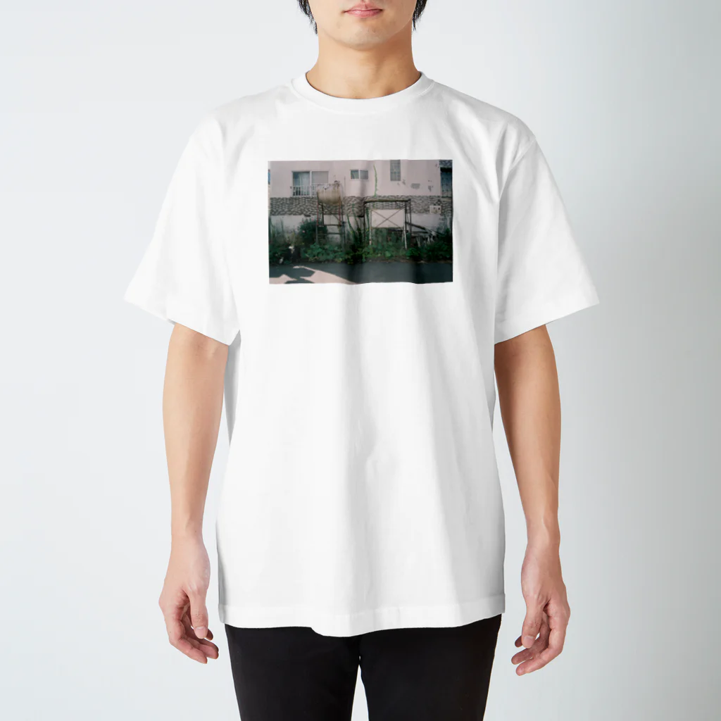 たにたにのタンクアンドタンク Regular Fit T-Shirt