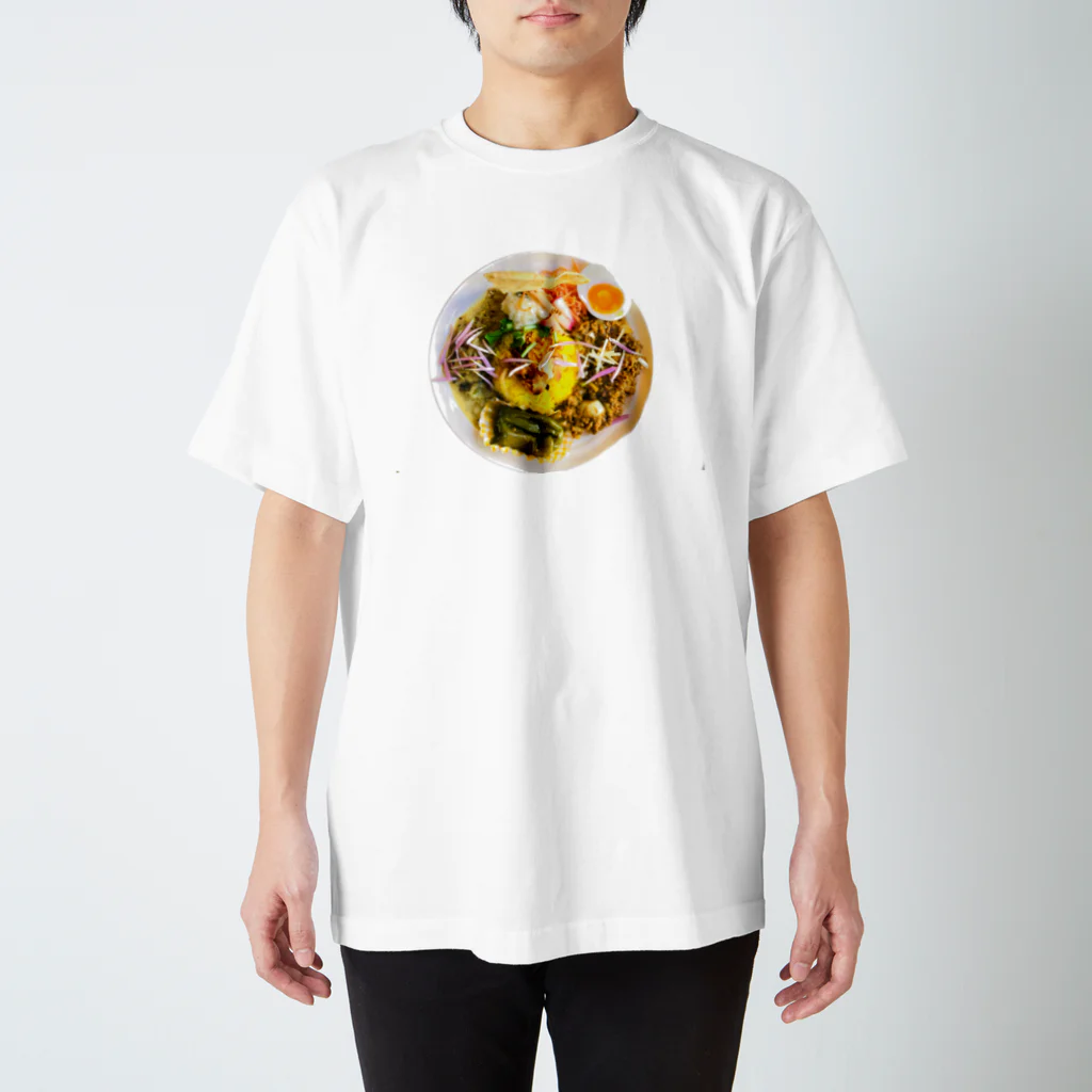 emi tanajiの芸術カレー屋さん Regular Fit T-Shirt