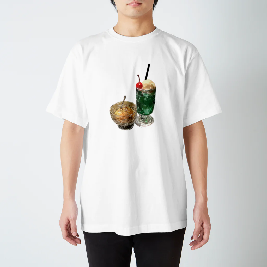 Omuのクリームソーダとアイスクリーム Regular Fit T-Shirt