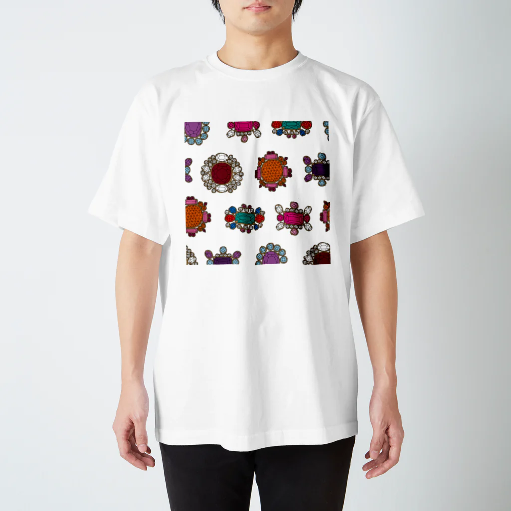 見るな(millna)のジュンカジュエル　ホワイト Regular Fit T-Shirt