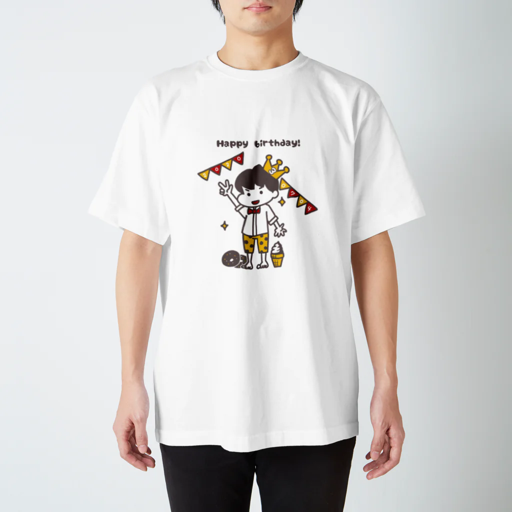 ムスコカワイイドットコムのもちぺー3歳の誕生日 スタンダードTシャツ