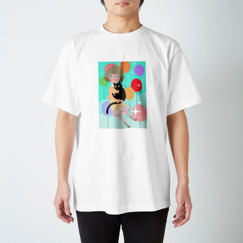 ヤマダタカエの黒猫と女の子 Regular Fit T-Shirt