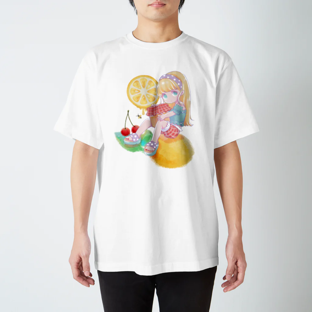 RyoのHoney lemon and cherry Regular Fit T-Shirt