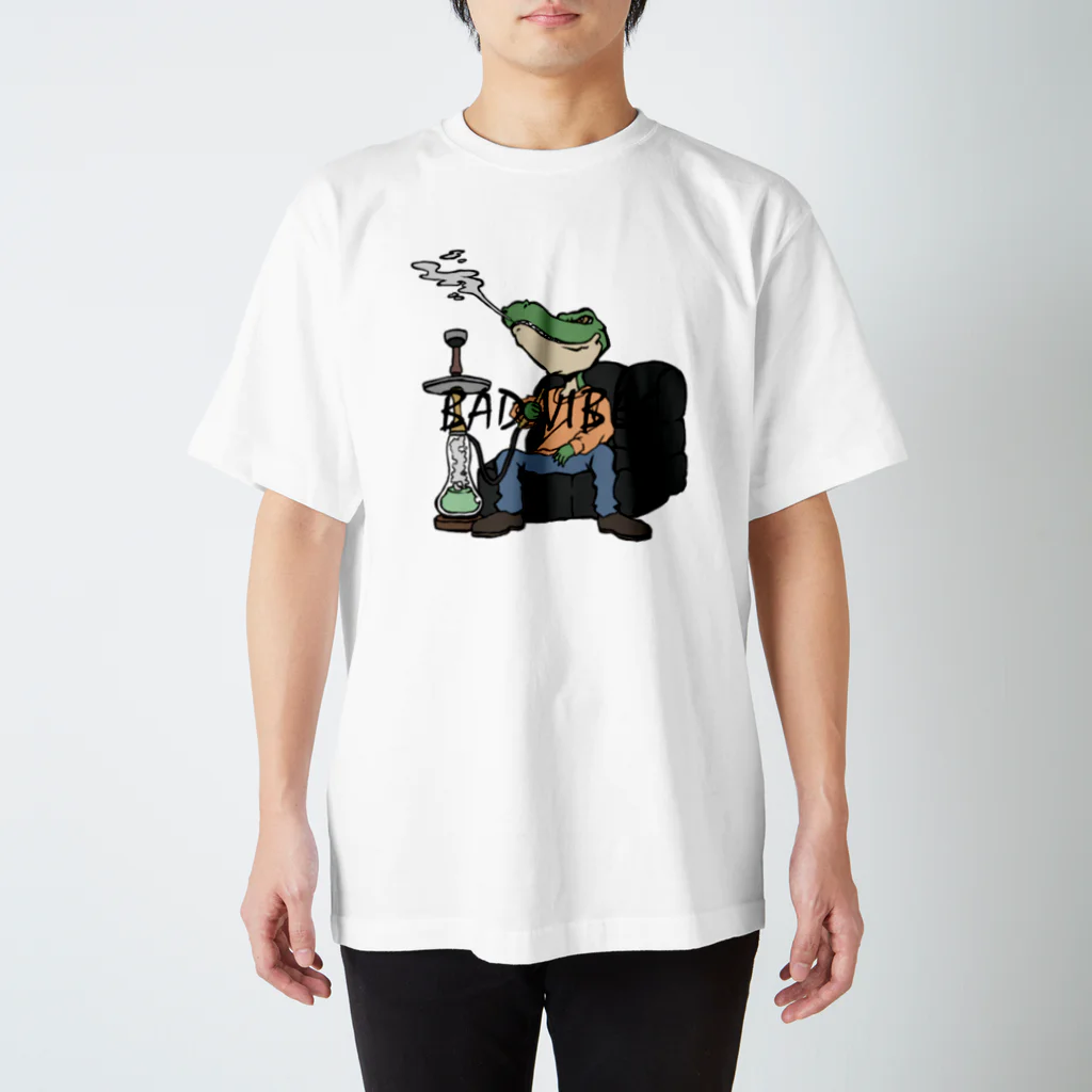 BAD VIBESのHookah Tee (White) スタンダードTシャツ