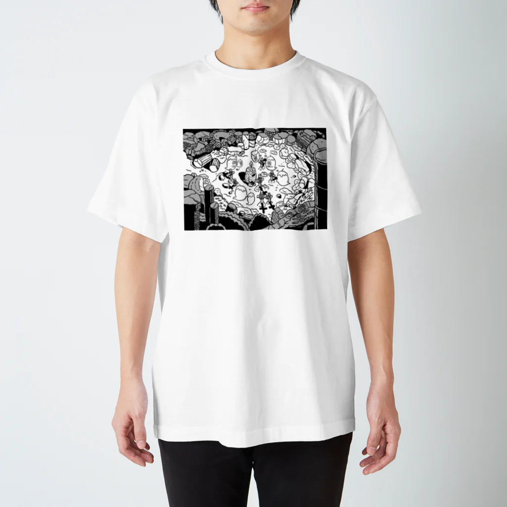 “Mosh's Exhibition“shopのCandle Mosh murder case 2(白黒） Regular Fit T-Shirt