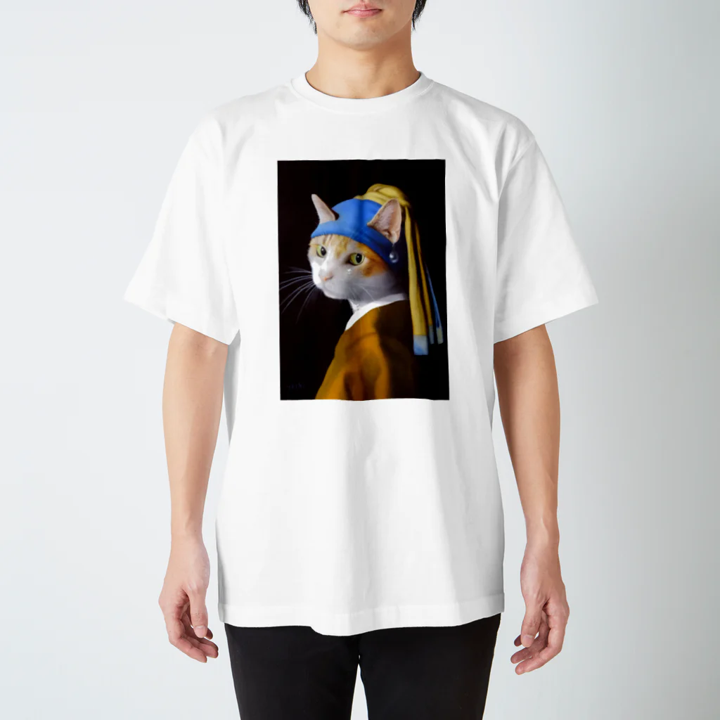 ojiartの真珠の耳飾りの猫 Regular Fit T-Shirt