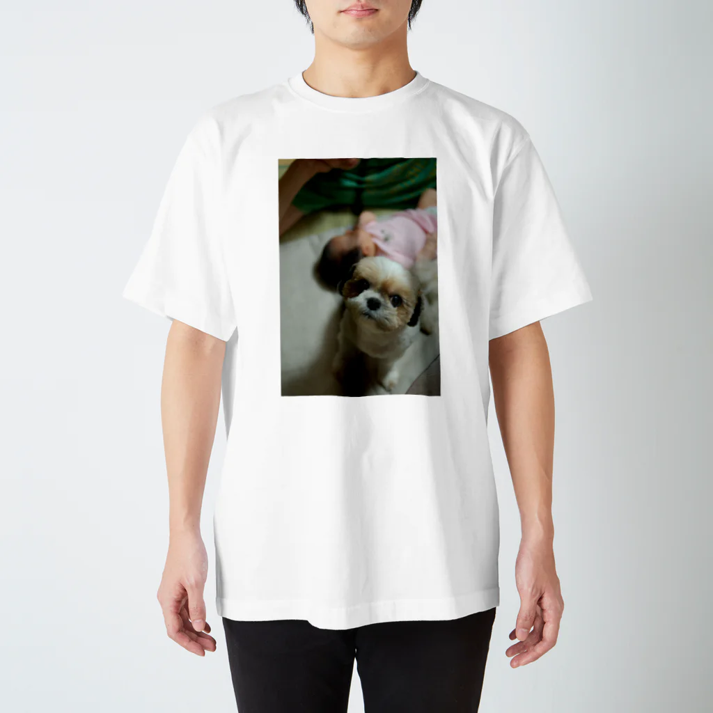 su-papaのジェラシー犬 Regular Fit T-Shirt