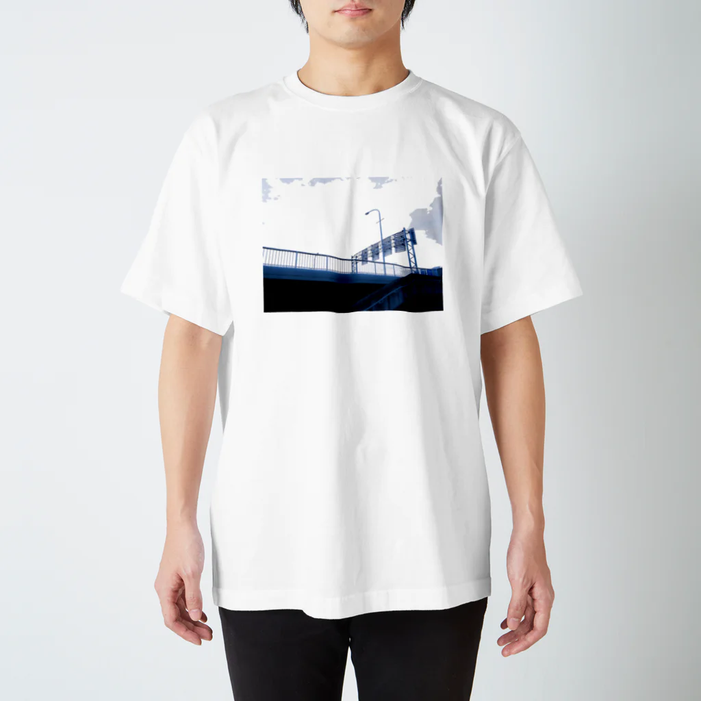 misaの標識の裏側Tシャツ Regular Fit T-Shirt