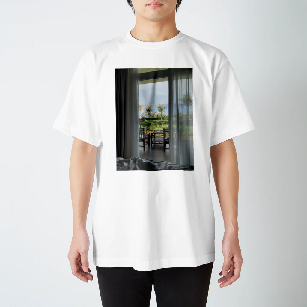 チルTショップのベトナムの窓 スタンダードTシャツ