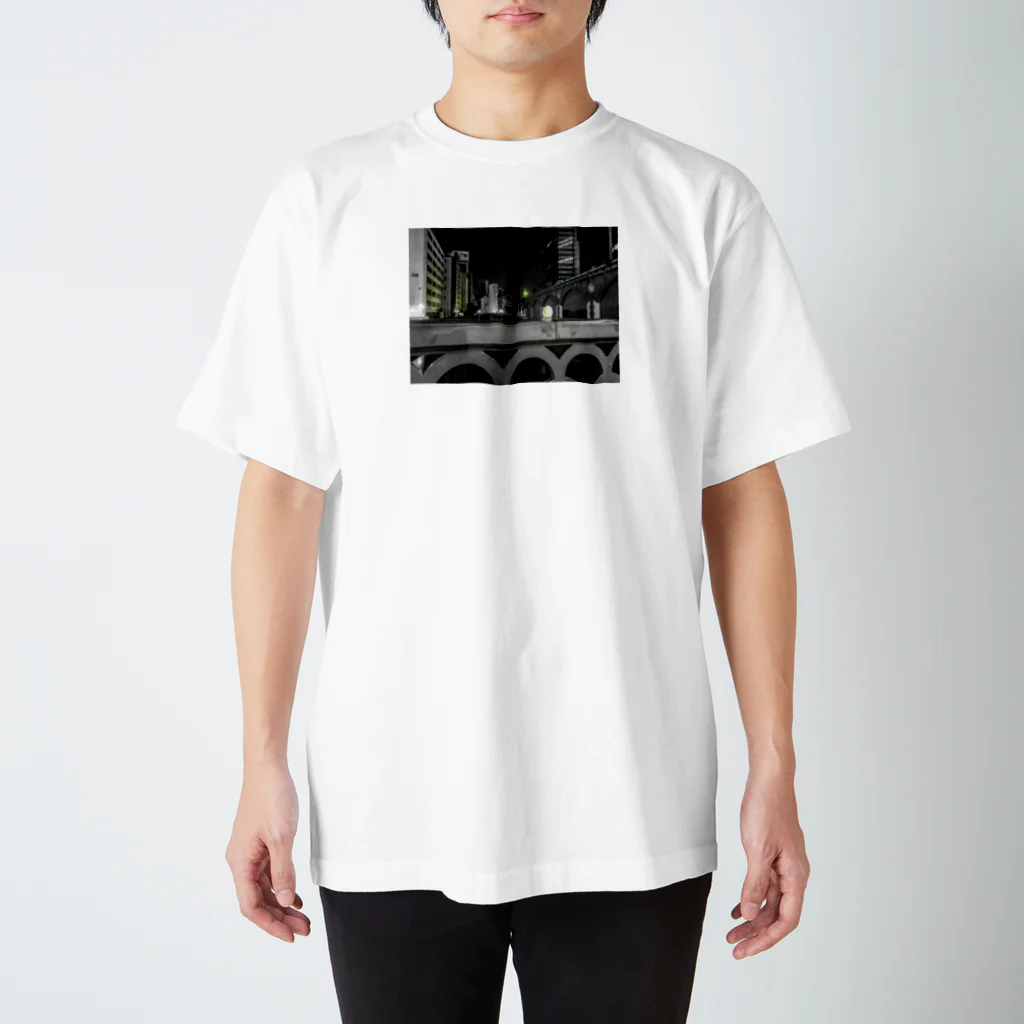 marude_nankaの夜と卵 Regular Fit T-Shirt