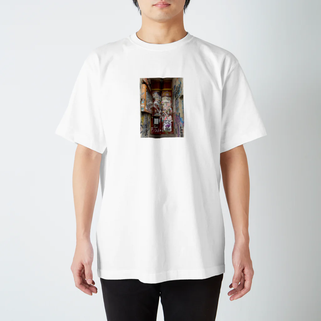 佐々木のベルリンの廃墟 Regular Fit T-Shirt