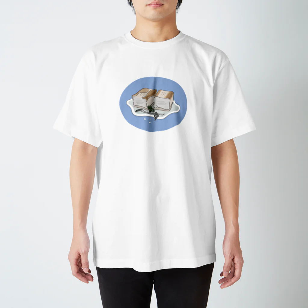 Osanpo-Nekoのティンカーはチーズケーキに腰掛ける○ スタンダードTシャツ