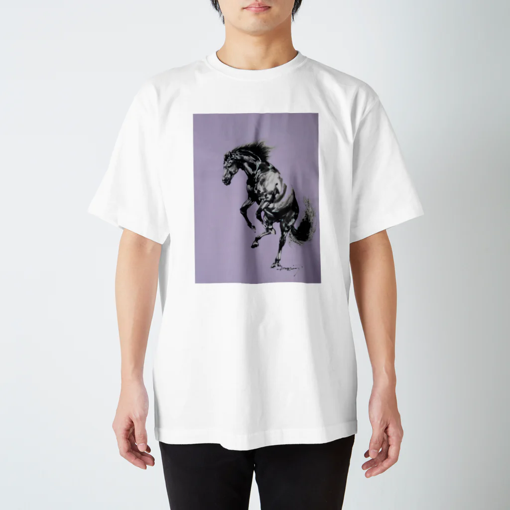 永久凍土の国の白夜のムスタング Regular Fit T-Shirt