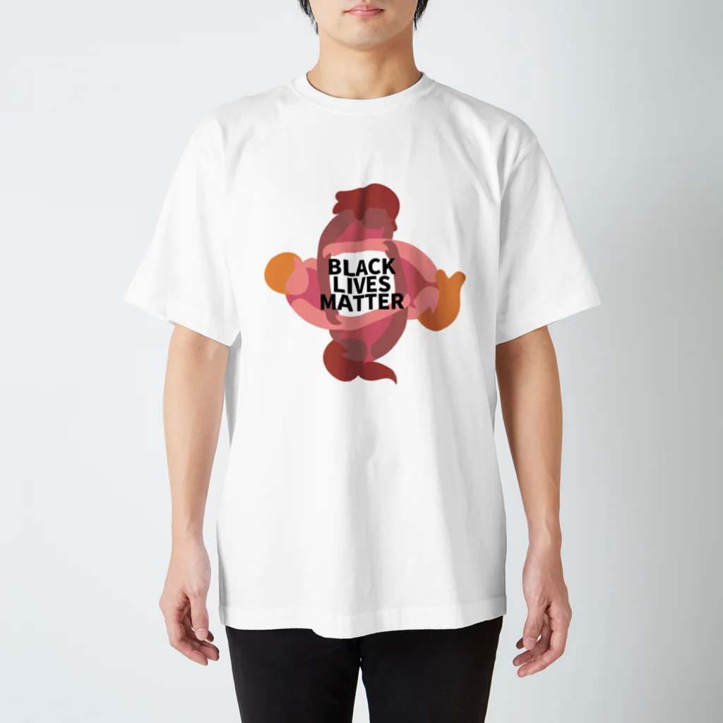 RIRI_designのBLACK LIVES MATTER（ブラック・ライブス・マター）サークル Regular Fit T-Shirt