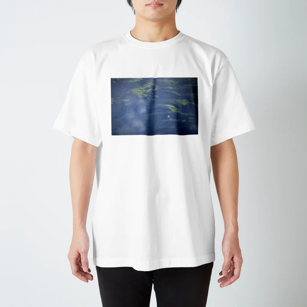 クツナ ノリコのgreen-1 Regular Fit T-Shirt