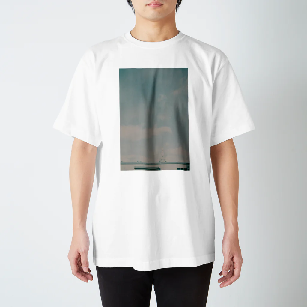 SHNTRのNOSTALGIC KINGPIN  Regular Fit T-Shirt