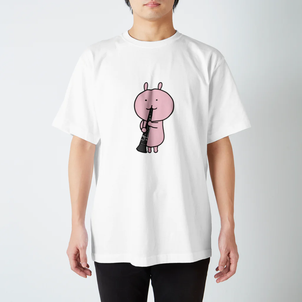 ゆずぽろの昼休みのクラリネットを吹くゆずぽろ スタンダードTシャツ