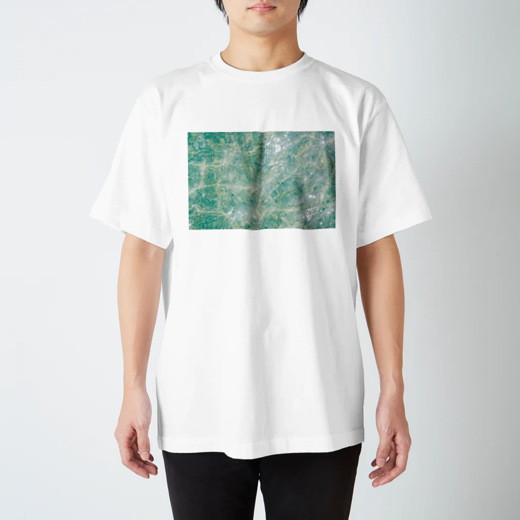 ね む るのゆらゆら海Tシャツ Regular Fit T-Shirt