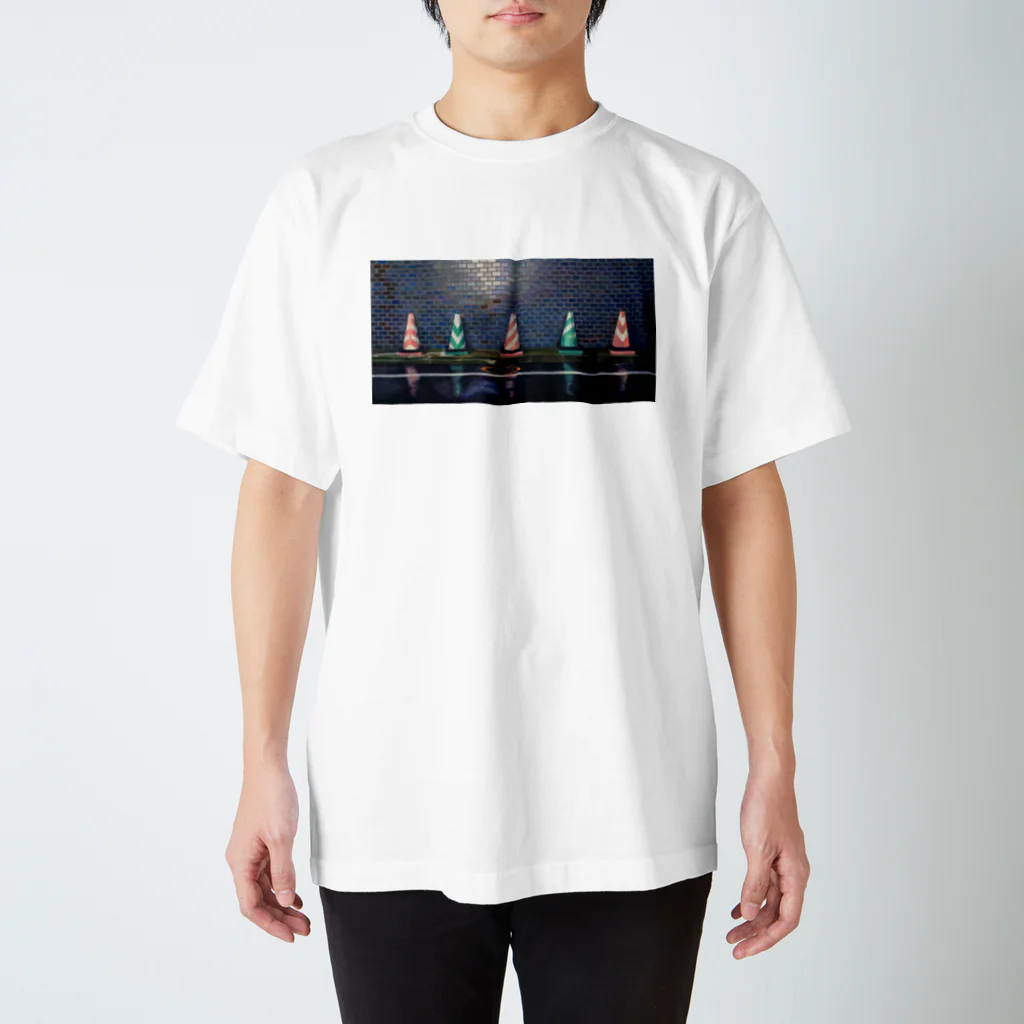 かよコーンショップのカラーコーン・雨のスーパーファイヴ スタンダードTシャツ