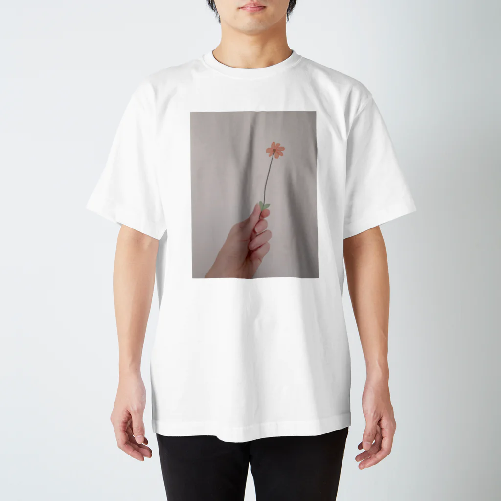 牡蠣が好きのお花 Regular Fit T-Shirt