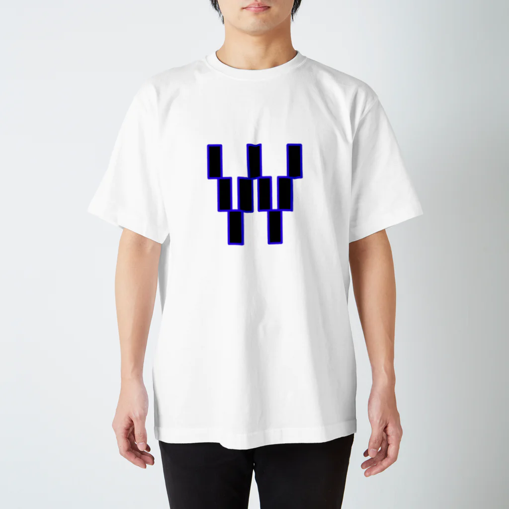 HyuuiのアルファベットW Regular Fit T-Shirt