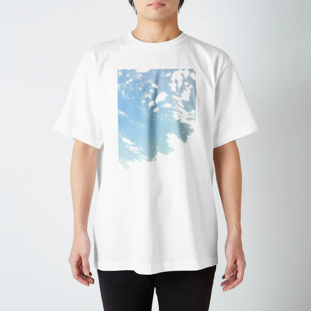 イカのマブダチの青空 Regular Fit T-Shirt