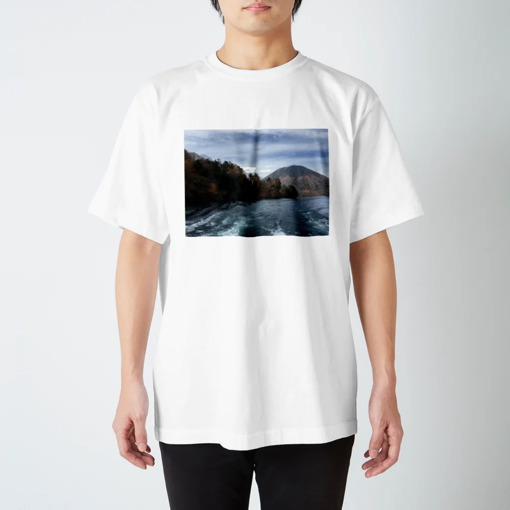 jhkmtjmkの景色 スタンダードTシャツ