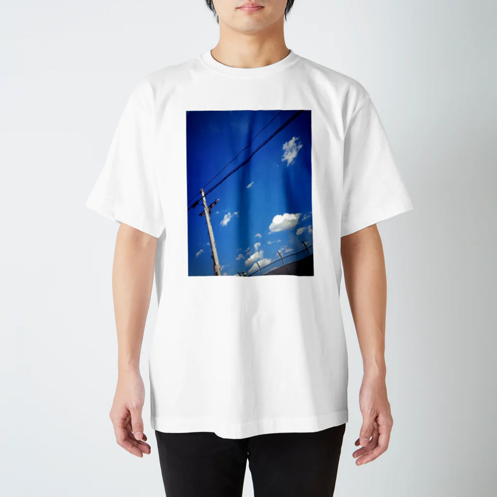 ぺちゃの ○。銀狐堂。○ の青空 Regular Fit T-Shirt