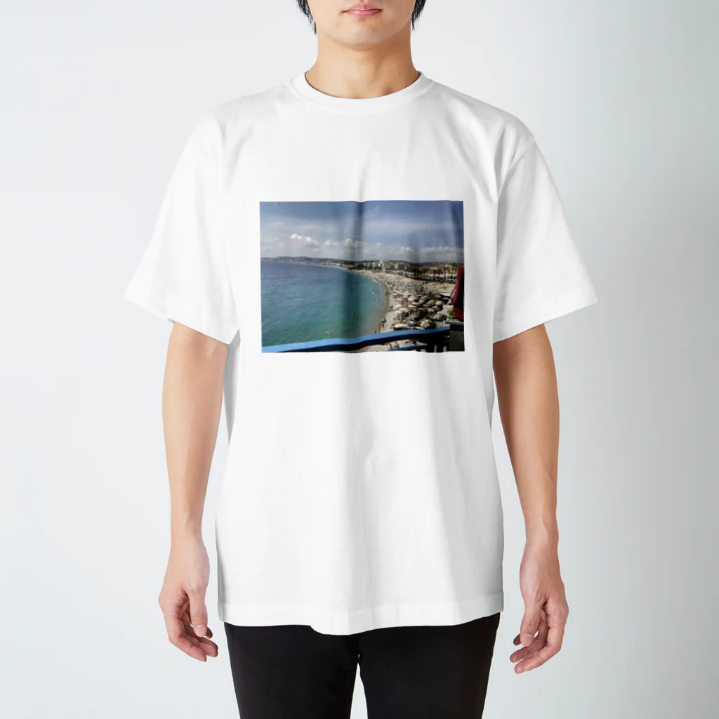 rihokodayoのフランスの避暑地(nice)tｼｬﾂ Regular Fit T-Shirt