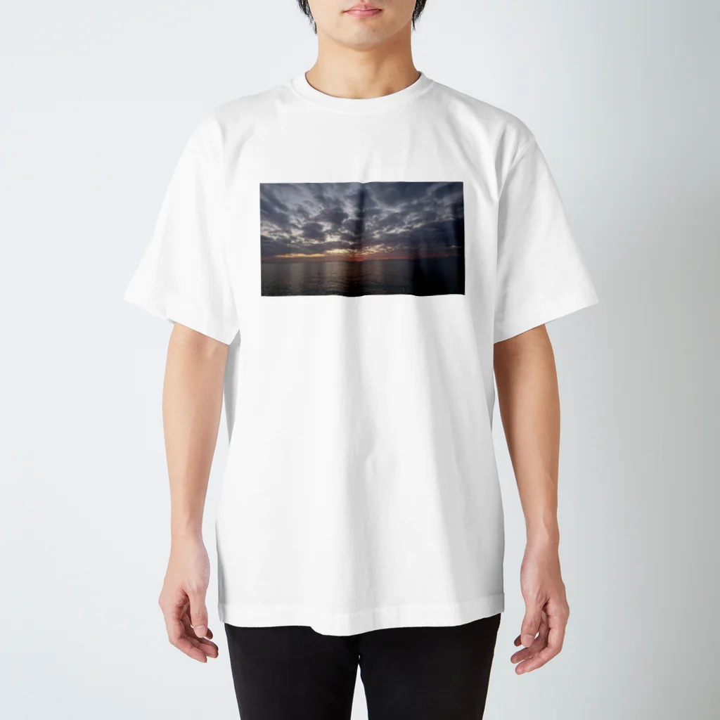 rheeyuichiの宵 Regular Fit T-Shirt