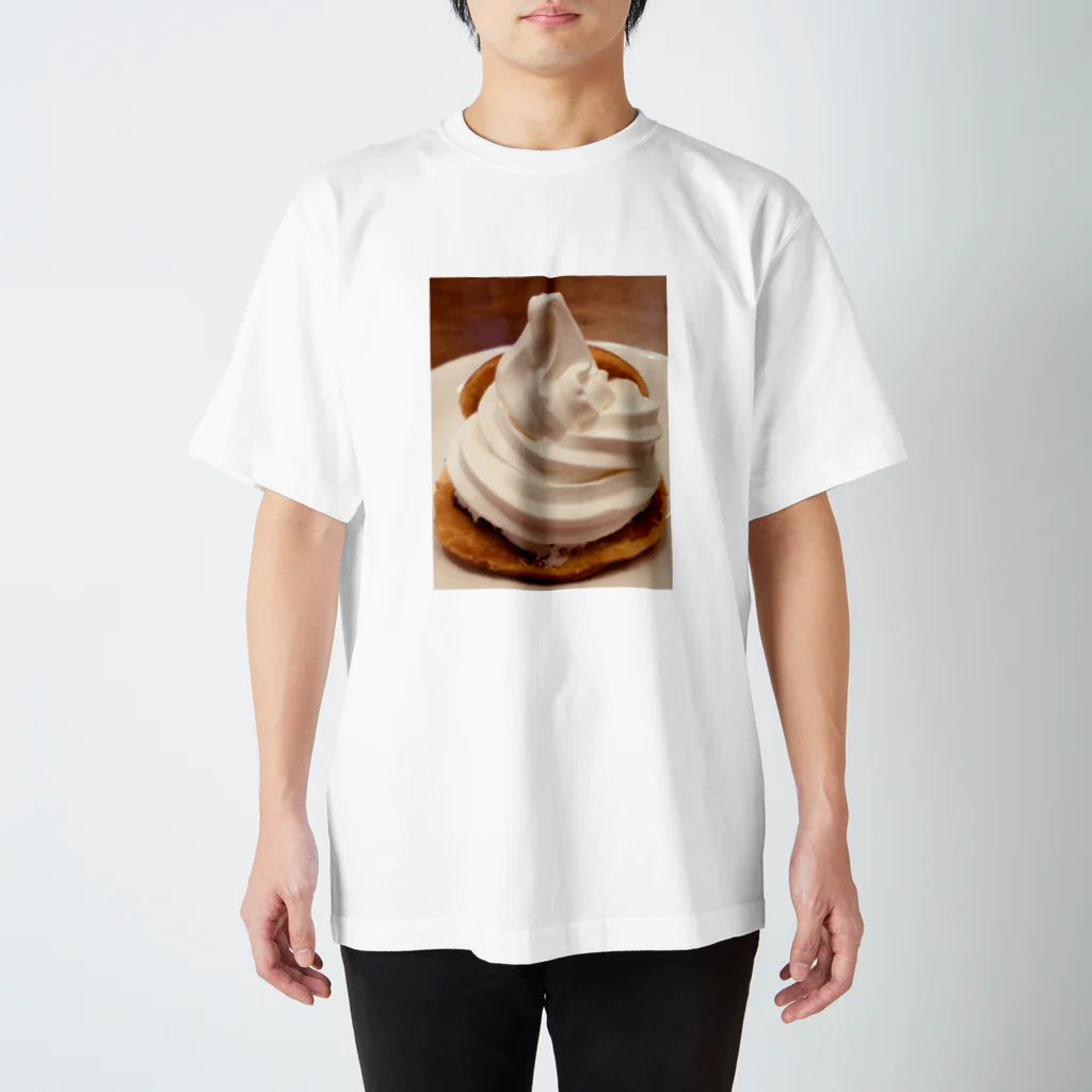 猫まみれのソフトクリームどら焼き スタンダードTシャツ