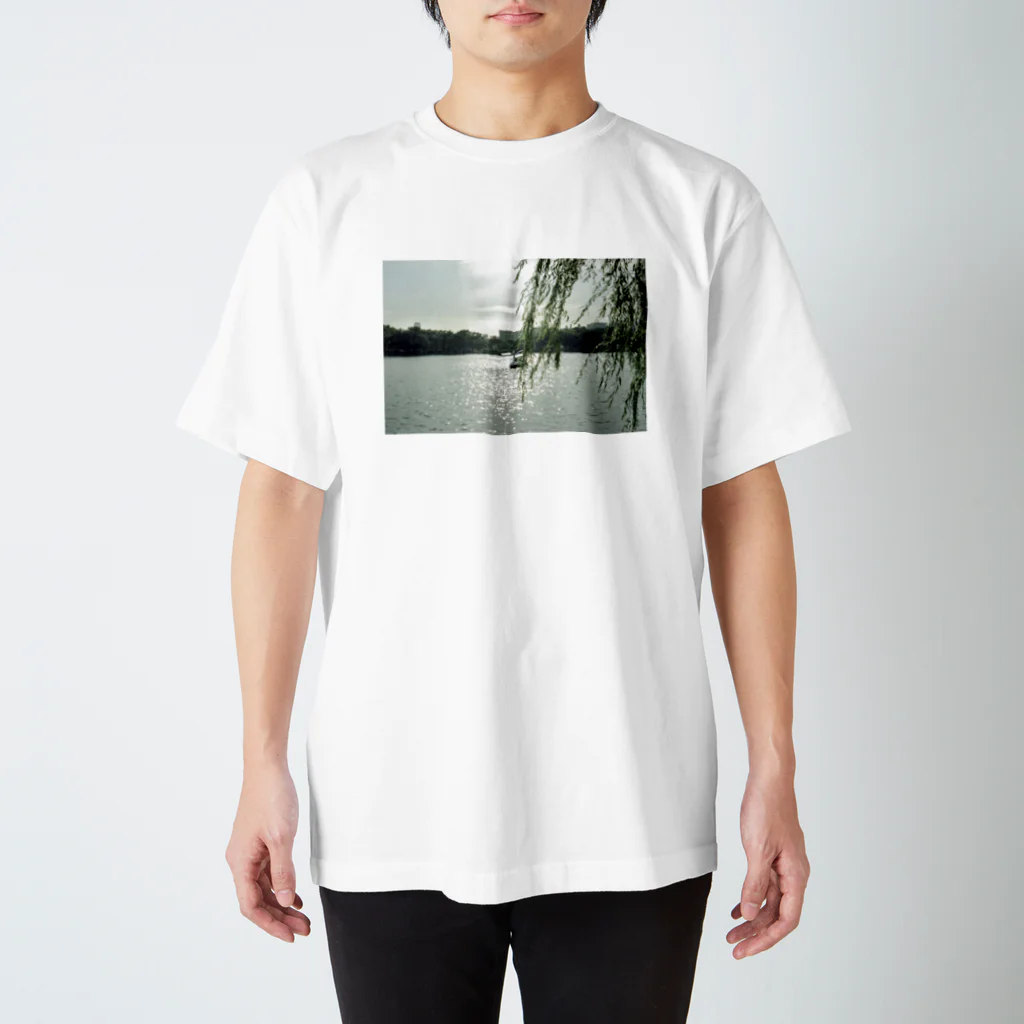 YUKI KUROKIのスワンボート Regular Fit T-Shirt