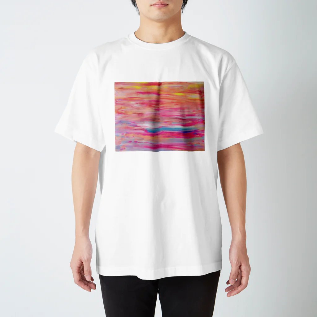 せきね まりののダイナミック絵の具ピンク Regular Fit T-Shirt