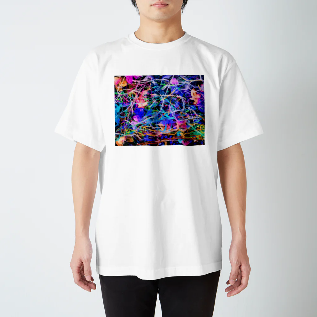 mikoのNO WORDS Regular Fit T-Shirt