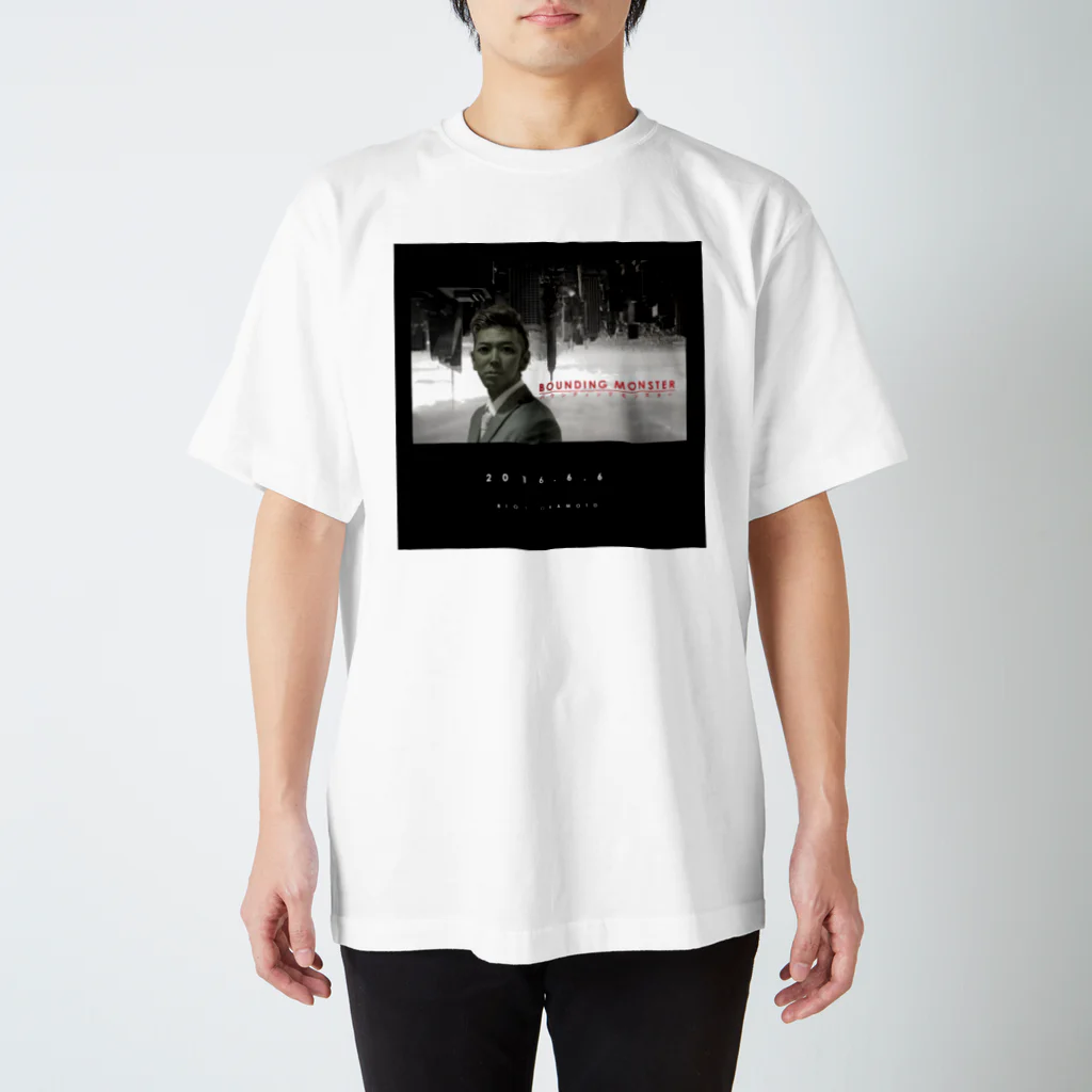 Riot岡本公式ストアのRiot岡本短編映画記念グッズ Regular Fit T-Shirt