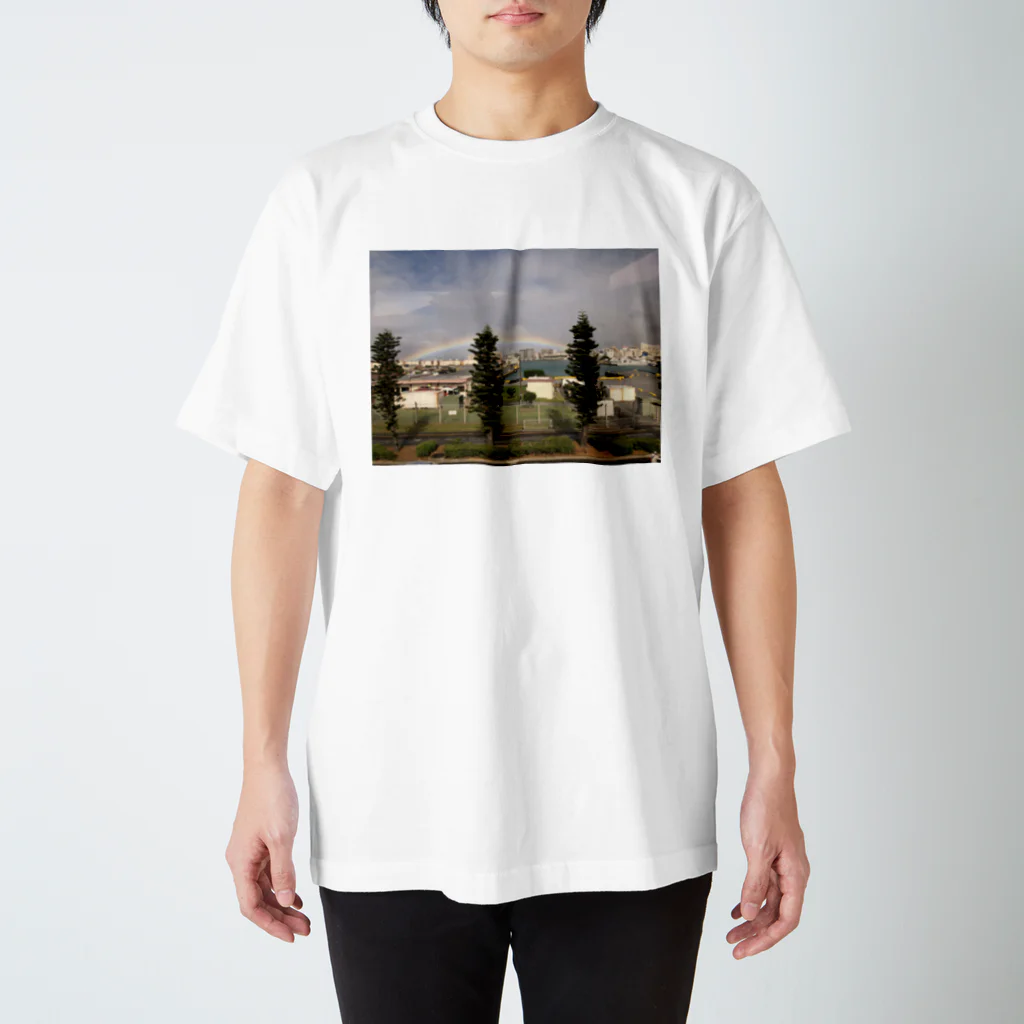 minmin_OIの沖縄虹 スタンダードTシャツ