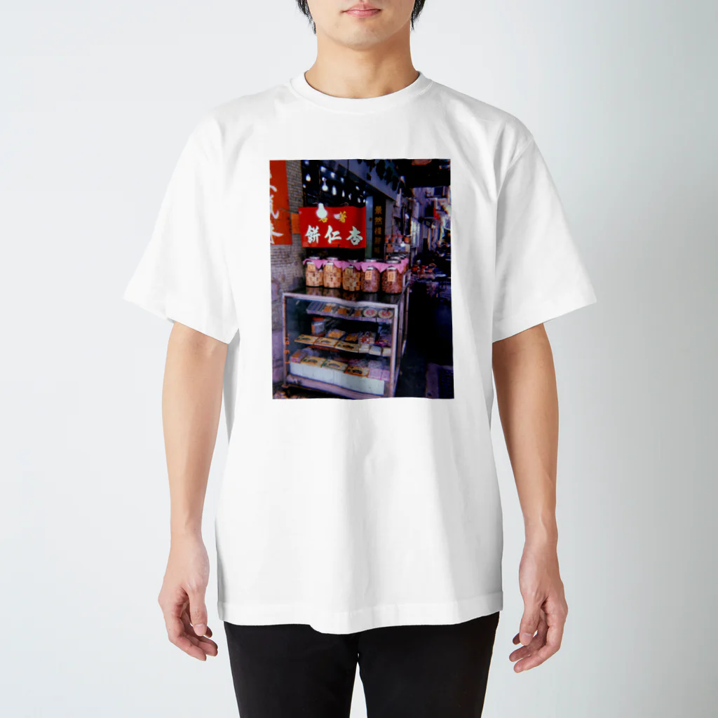 miyamonetteのHongKong Regular Fit T-Shirt